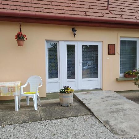 Barbara Apartmanhaz Keszthely Extérieur photo