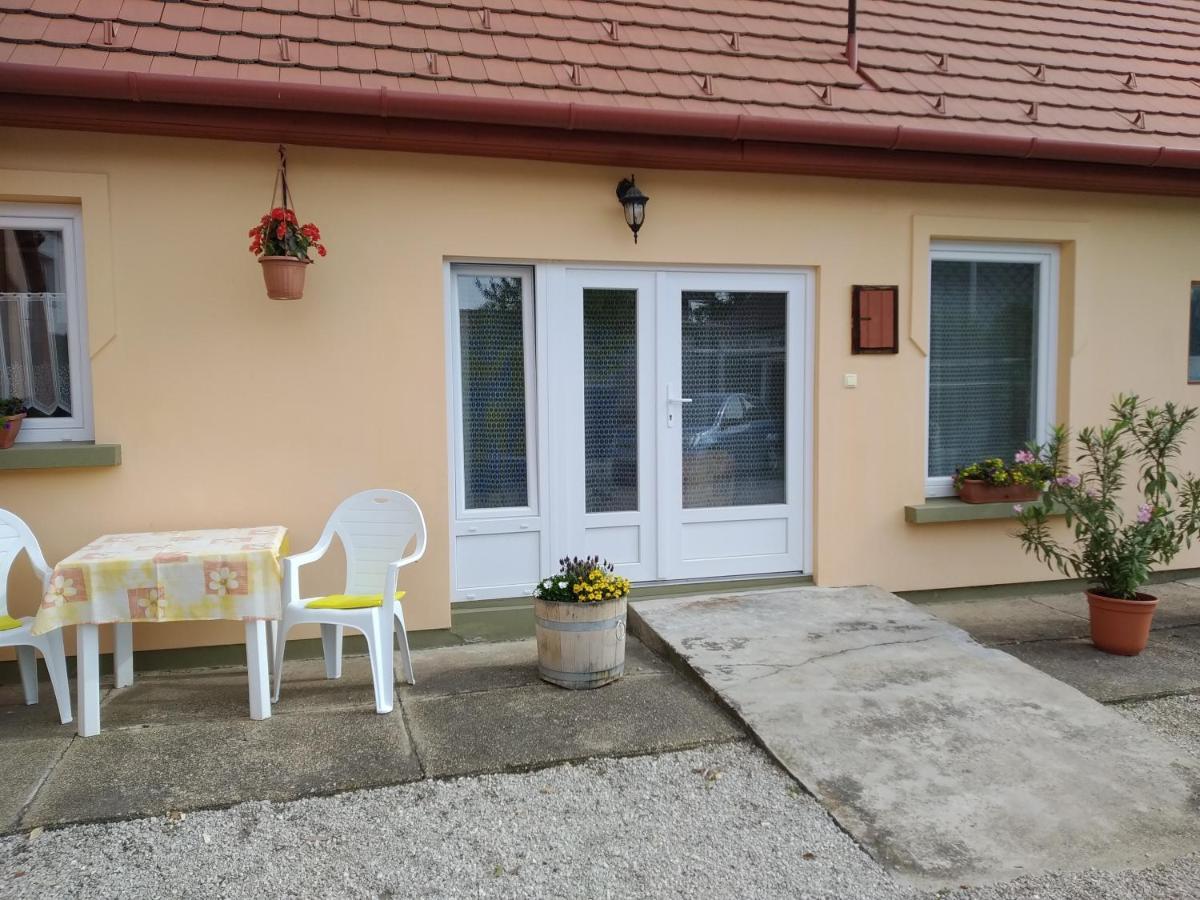 Barbara Apartmanhaz Keszthely Extérieur photo