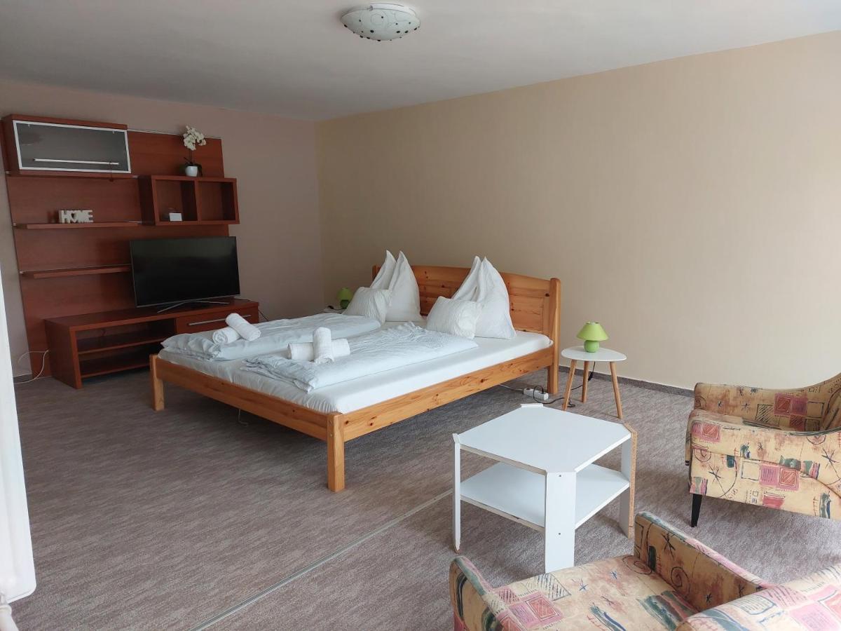 Barbara Apartmanhaz Keszthely Extérieur photo